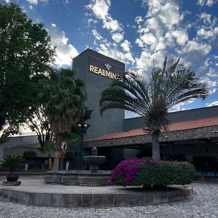 米纳斯传统皇家酒店 克雷塔罗 外观 照片